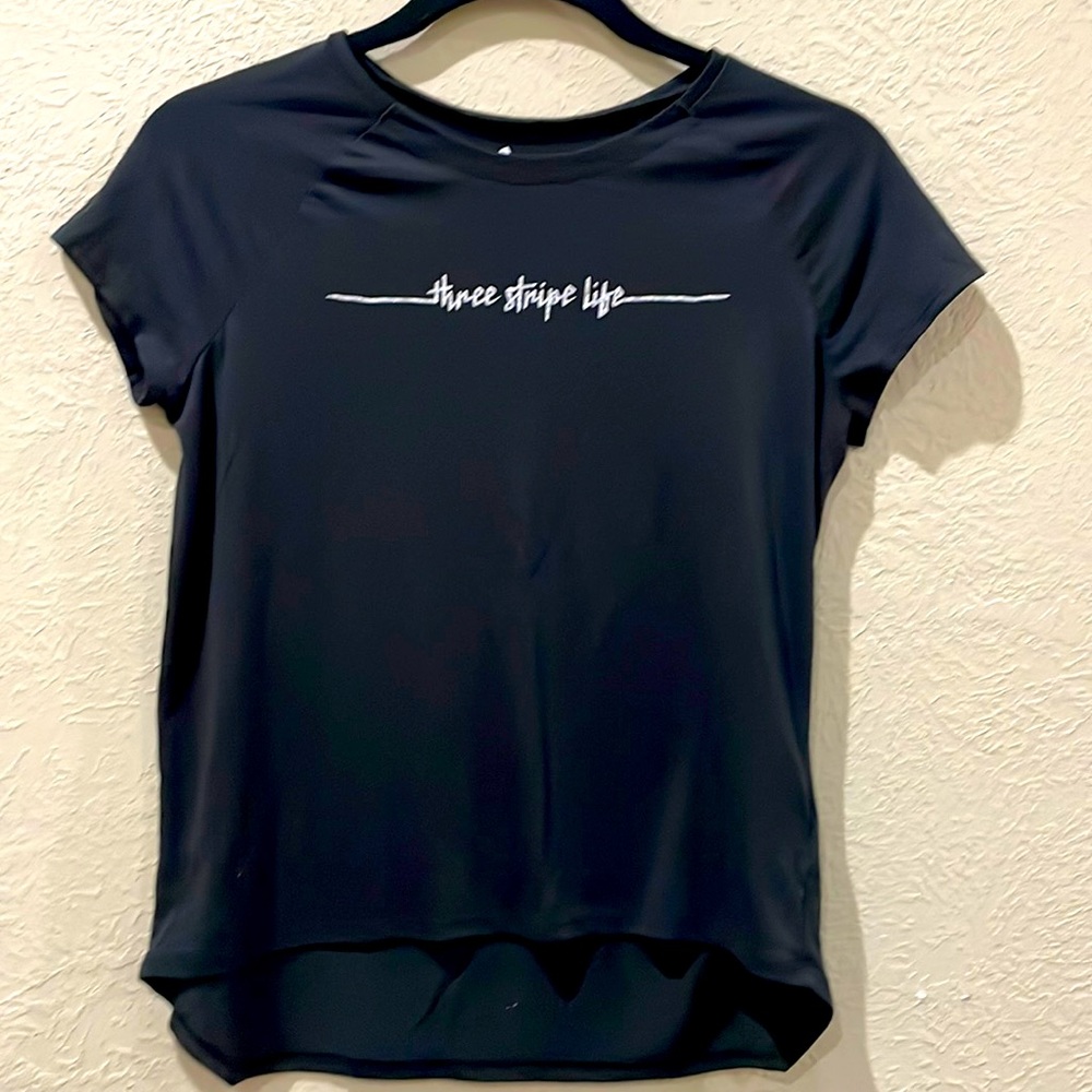 EUC Adidas Black Shirt Youth XL Girls